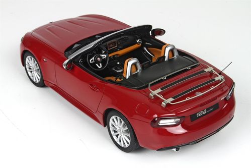 Fiat 124 Spider Rosso Passione with Rack 1/18